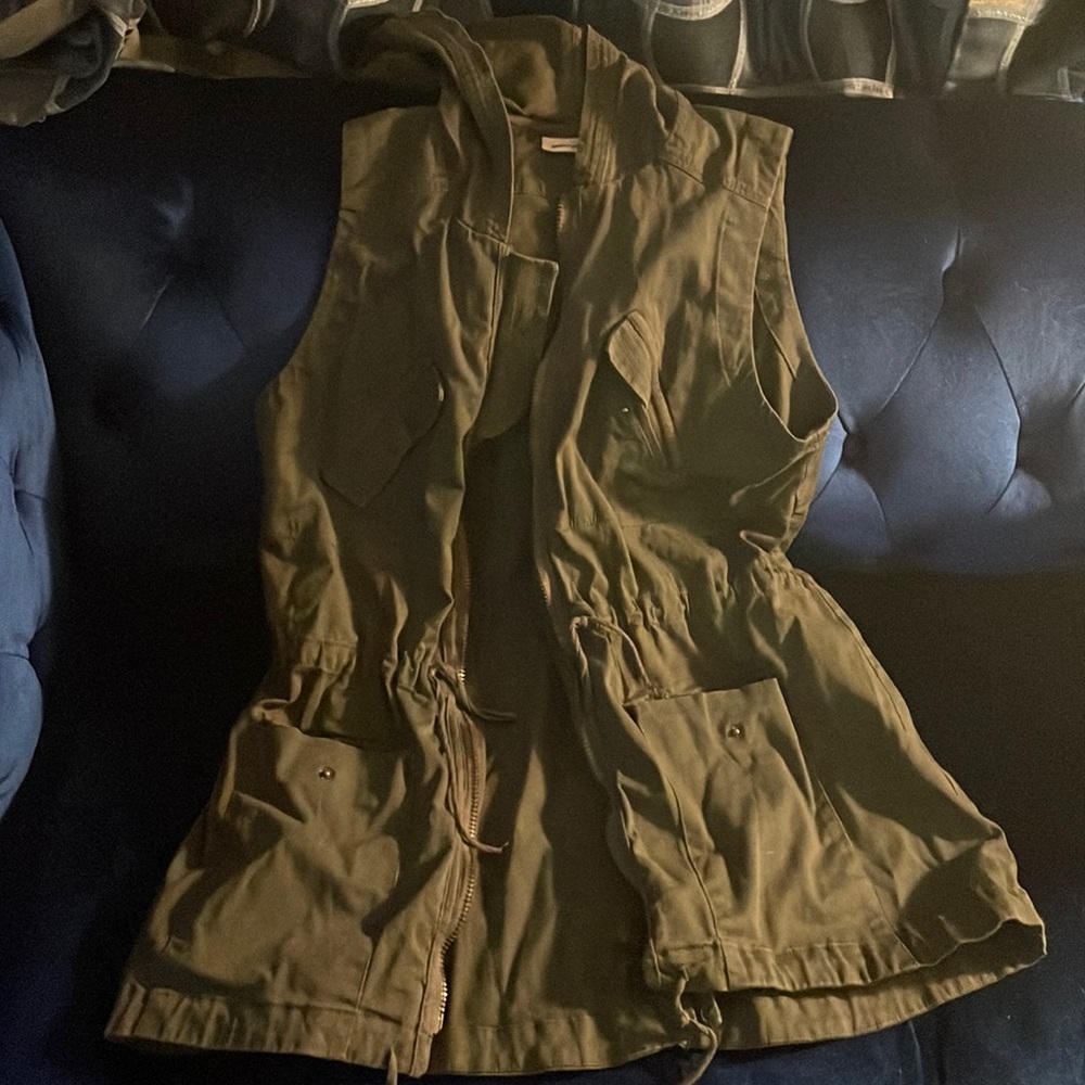 DKNY army green vest with drawstring